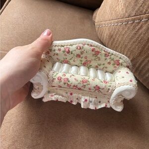 Decorative Mini Couch Ring Holder